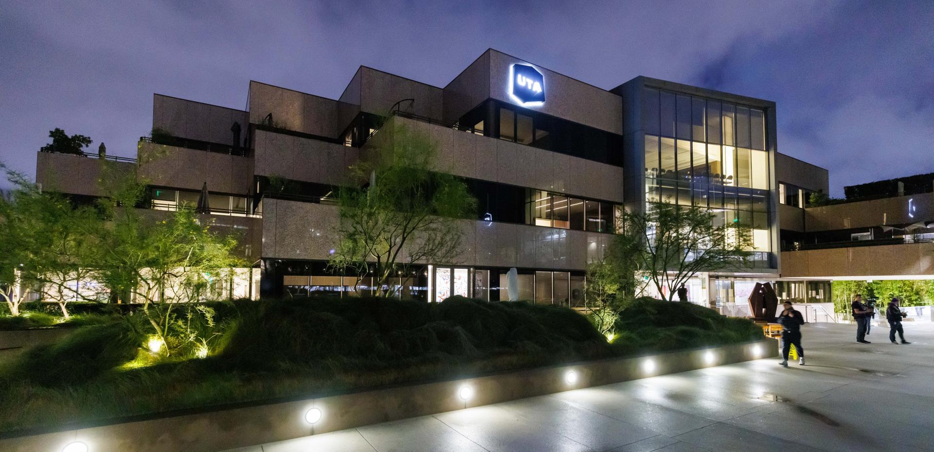 United Talent Agency About Us united-talent-agency-about-us