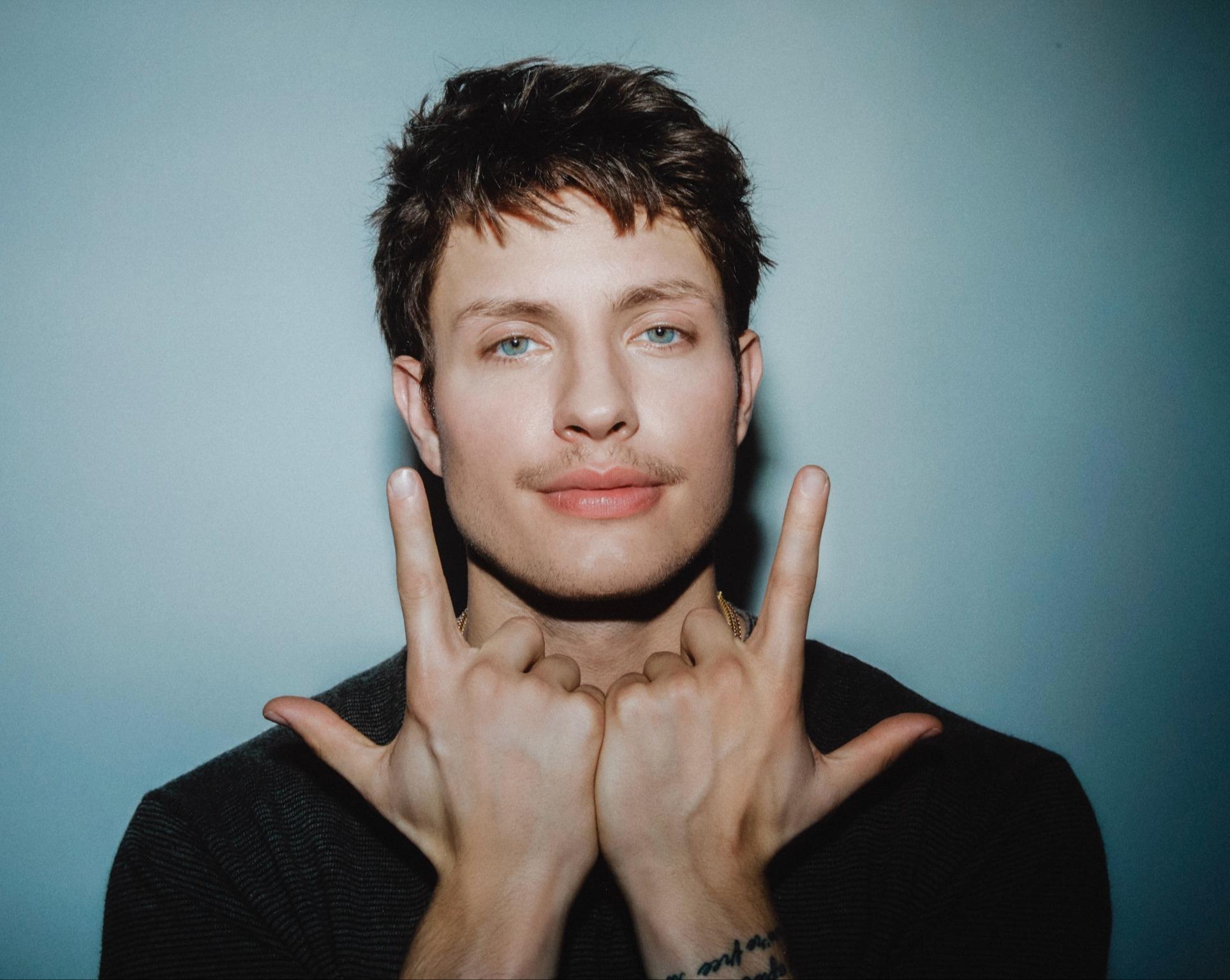 Mewing Matt Rife United Talent Agency : Matt Rife | UTA Comedy Touring
